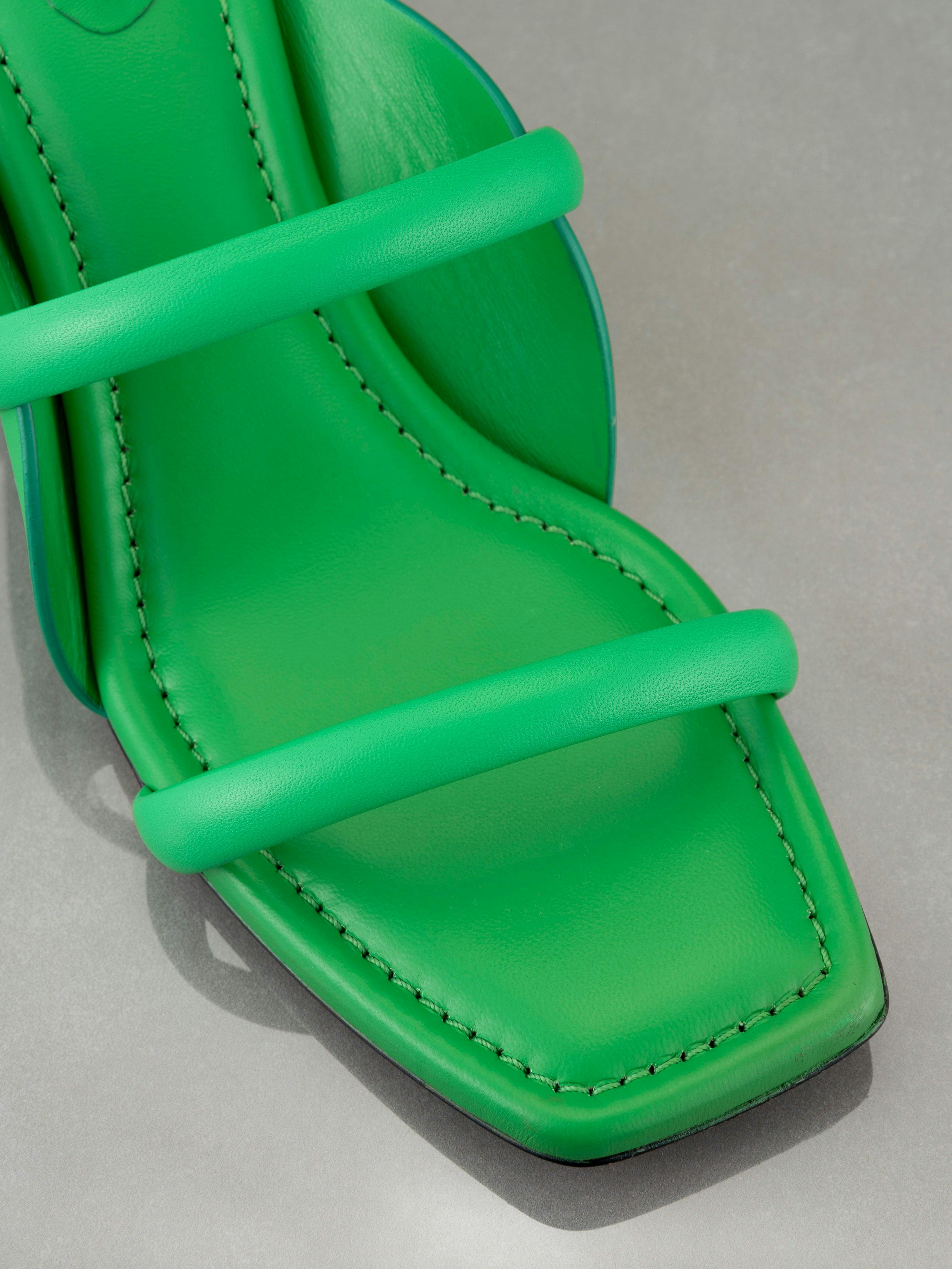 shoe detail view alt:hover alt:size alt:fit1